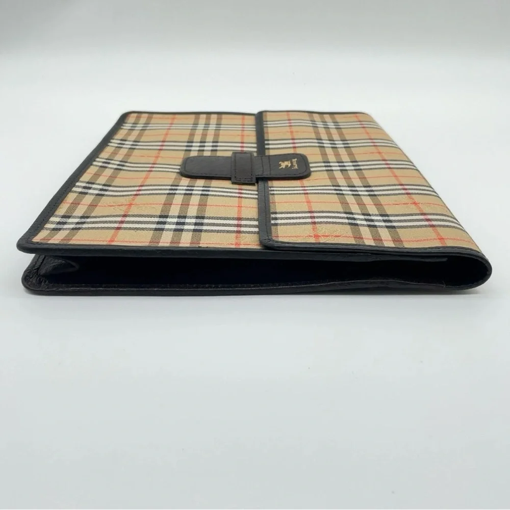 Auth Burberry Nova Check Shadow Horse Canvas Beige Clutch bag